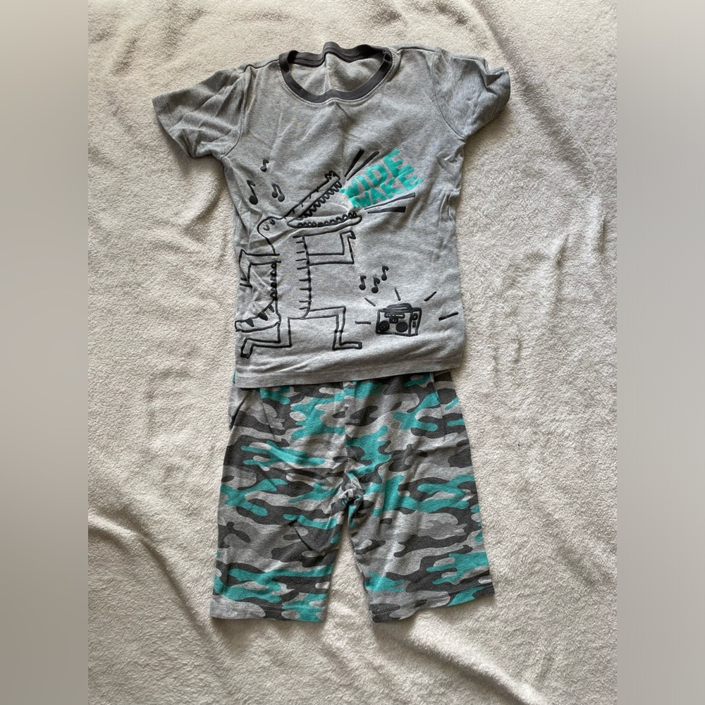 Boys size 10 pajamas